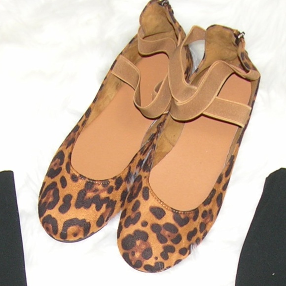 LAST ONE! Leo Leopard Ballet Flat w/ Ankle Strap - Picture 7 of 7